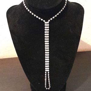 Elegant Silver Ankle Bracelet With Toe Link